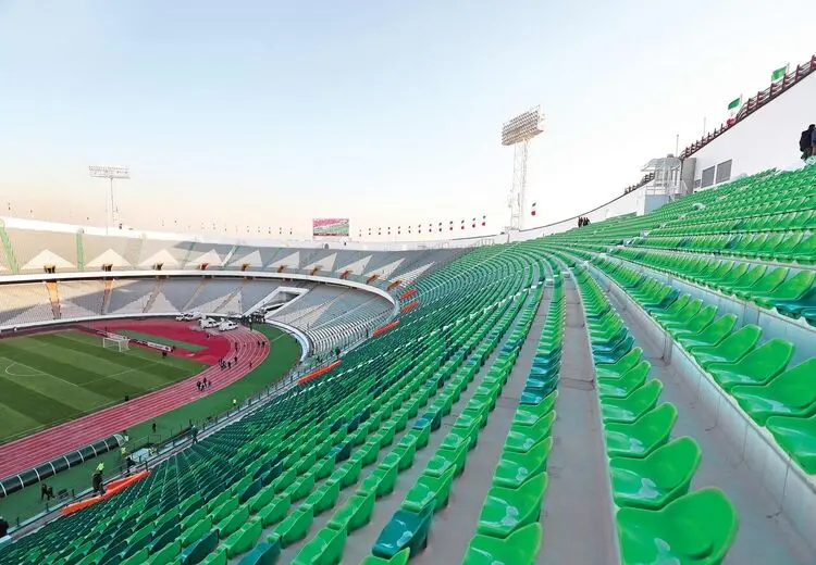 پرسپولیس و استقلال دوباره تبعید شدند!