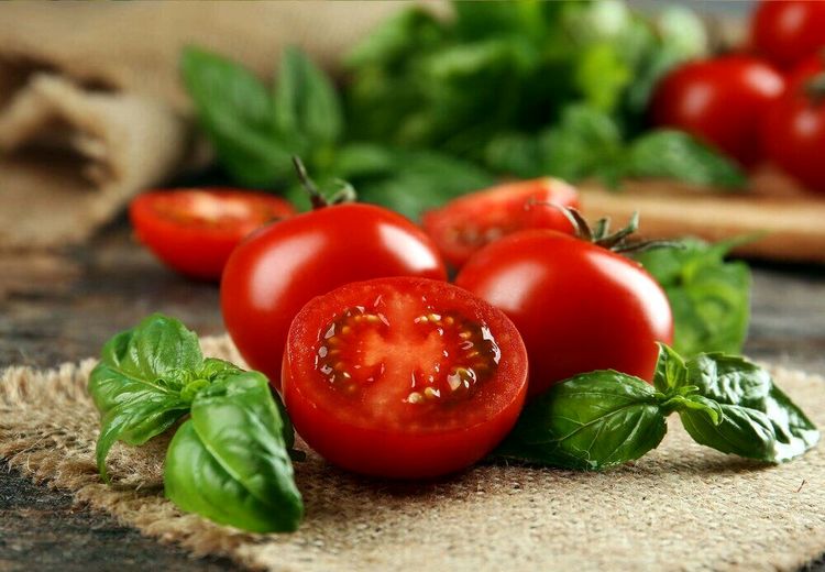 با این چند روش گوجه فرنگی را فریز کنید