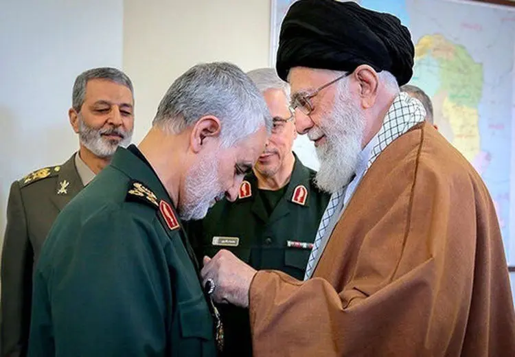 دستخط مهم رهبر انقلاب چند ساعت بعد از ترور سردار سلیمانی 