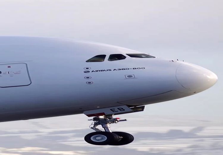 صدای حیرت‌آور بزرگترین هواپیمای مسافربری جهان هنگام تیک آف 