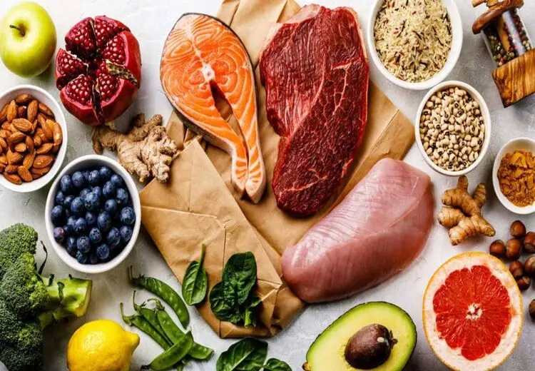 میخواهید استخوان‌هایتان ضعیف نشود؟ این عادات غذایی را ترک کنید