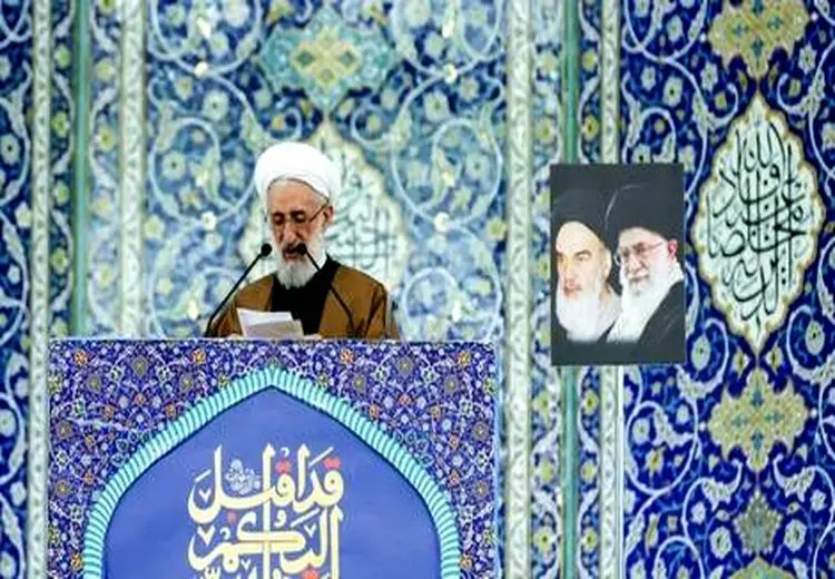 کاظم صدیقی در نماز جمعه: از رهبر انقلاب و مردم عذرخواهی می‌کنم/ با غفلت باعث هجمه به ملت ایران شدم/ مردم ما را می‌دیدند گریه می‌کردند
