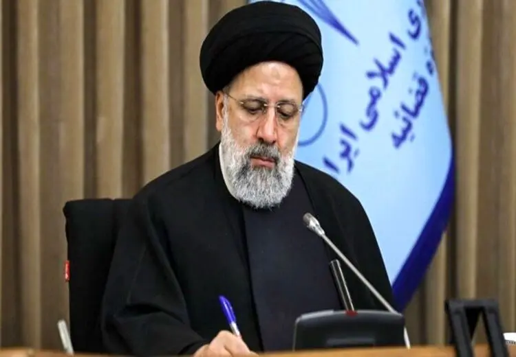 پیام تسلیت رئیسی در پی درگذشت مادر سردار سلیمانی