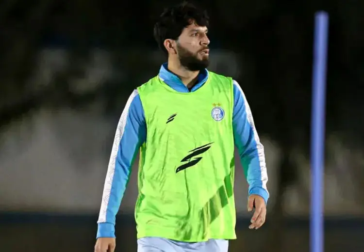 ستاره استقلال از ایران رفت