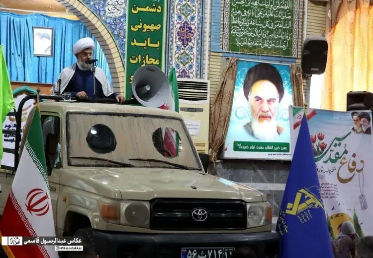 دکور متفاوت از یک نماز جمعه