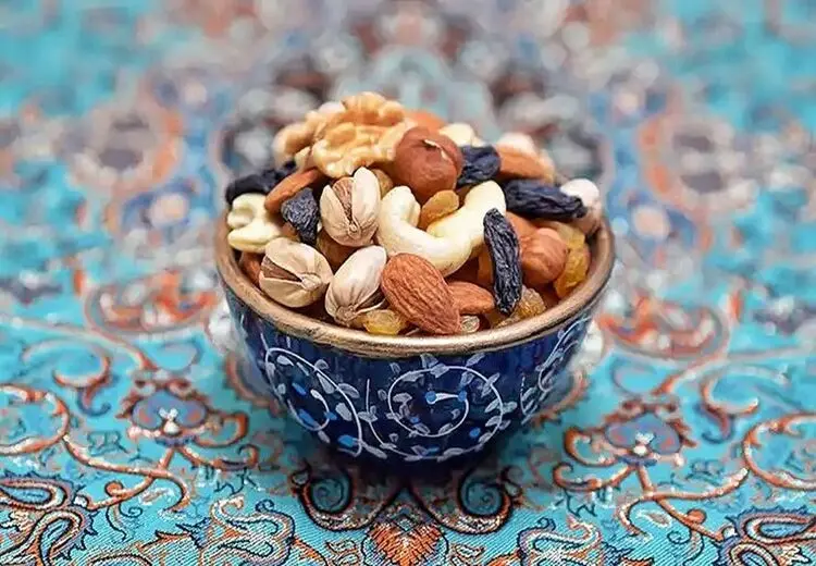 برای جلوگیری از افسردگی، آجیل بخورید