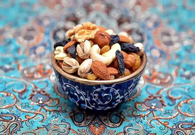 برای جلوگیری از افسردگی، آجیل بخورید