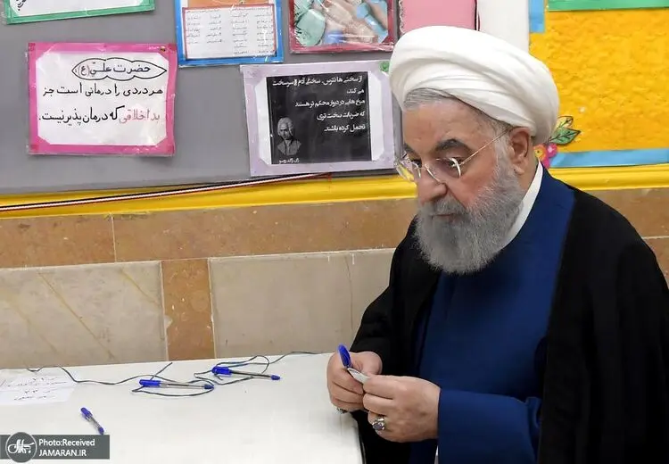 عکس معناداری که سایت حسن روحانی از رای دادن او منتشر کرد