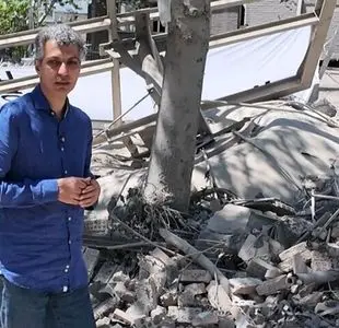 حضور عادل فردوسی‌پور در بخشهای تخریب‌شده دانشگاه شریف