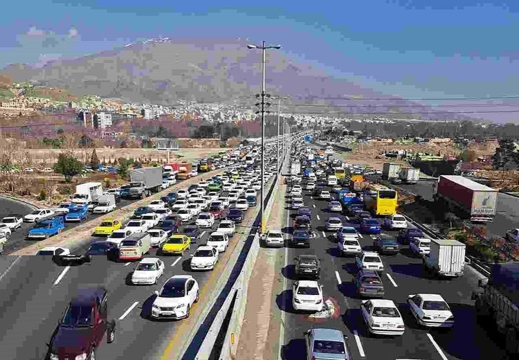 افزایش ۷ درصدی ورود خودرو به استان قم