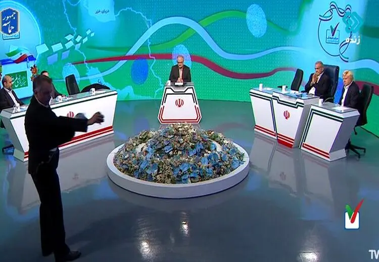 واکنش ها به تنش در میزگرد فرهنگی پزشکیان