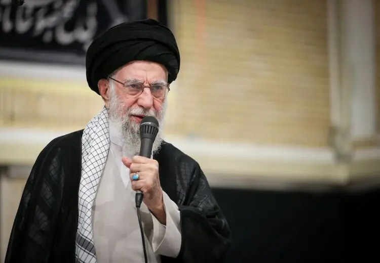  رهبر انقلاب: در وضع کنونی مذاکره با دولت آمریکا هیچ سودی برای ما ندارد، هیچ ضرری را هم از ما دفع نخواهد کرد / مذاکره با آمریکا کاملاً بن‌بست است