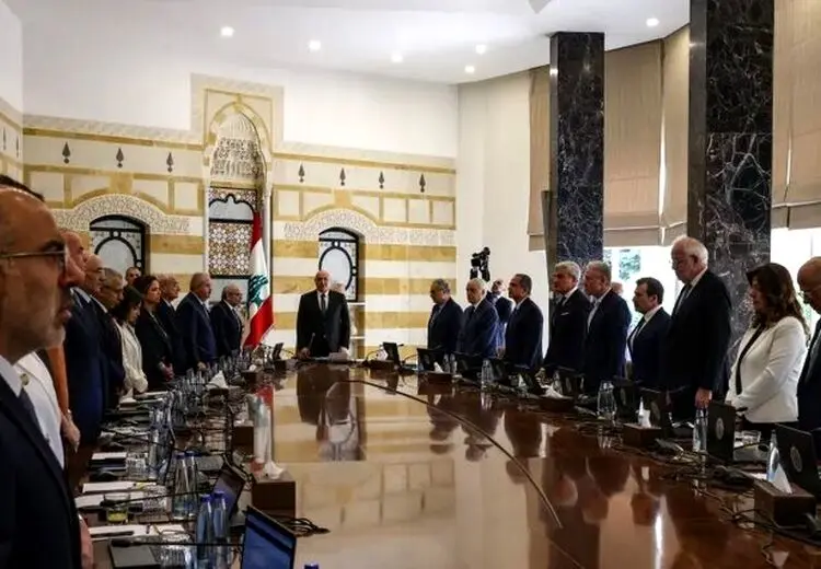 توافق اسرائیل و لبنان برای مذاکره مستقیم / دستور دولت لبنان: جمع آوری سلاح در بیروت