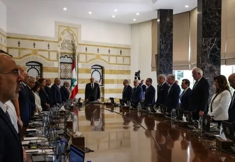 توافق اسرائیل و لبنان برای مذاکره مستقیم / دستور دولت لبنان: جمع آوری سلاح در بیروت