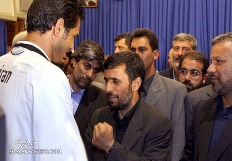 واکنش احمدی‌نژاد به برکناری علی دایی: آخه منو چه به این کارها؟!
