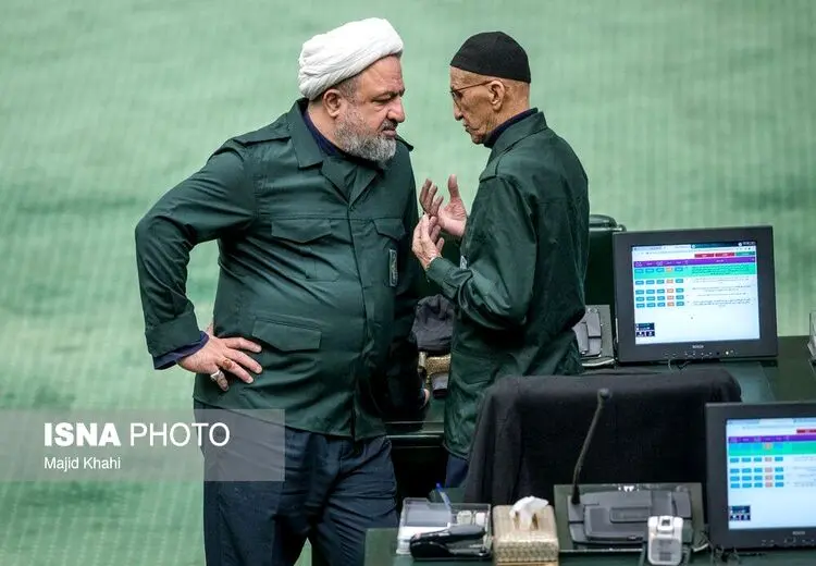  حمید رسایی با لباس سپاه در مجلس