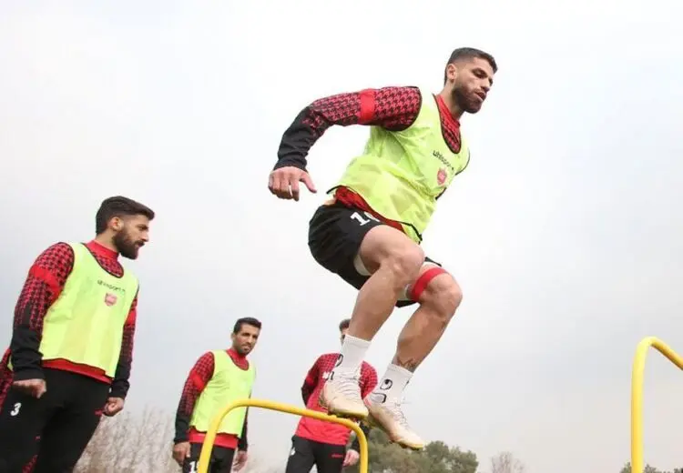 لباس سربازی یا انتقال برون مرزی؛ کدامیک سرلک از پرسپولیس جدا میکند؟