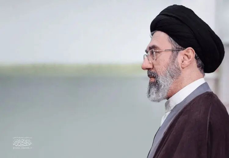 واکنش یک نماینده مجلس به شایعه درباره سلامتی رهبر سوم انقلاب: بنده این را مستند از زبان وزیر بهداشت اعلام می‌کنم که...