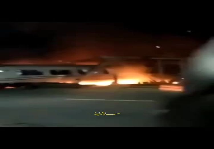 لحظه انفجار تریلی بعد از برخورد با یک تریلی روی ریل قطار!