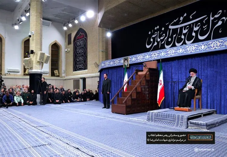 رهبر انقلاب: کسانی که می‌گویند چرا با آمریکا مذاکره مستقیم انجام نمی‌دهید؛ ظاهربین هستند