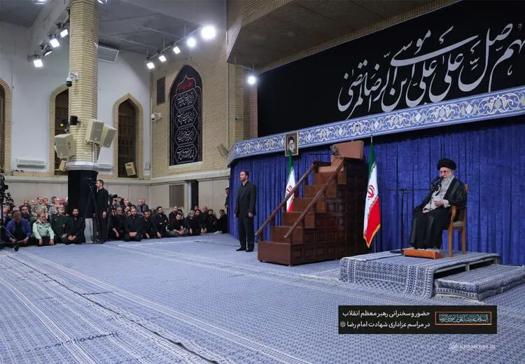 رهبر انقلاب: کسانی که می‌گویند چرا با آمریکا مذاکره مستقیم انجام نمی‌دهید؛ ظاهربین هستند
