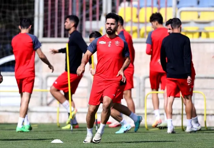 غیبت ۲ ستاره پرسپولیس در آستانه دیدار با نساجی