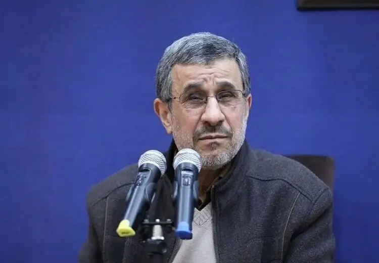 حمله روزنامه اطلاعات به محمود احمدی نژاد 