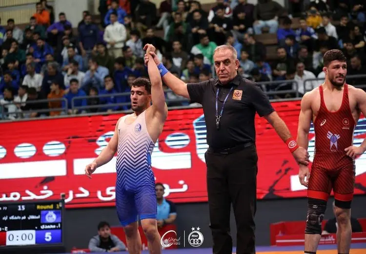 صعود مقتدرانه استقلال به فینال لیگ برتر کشتی فرنگی