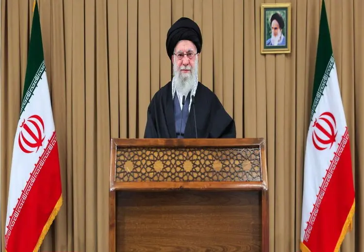 رهبر انقلاب: شایعات درباره ارسال با واسطه پیغام از طرف ایران به آمریکا دروغ محض است