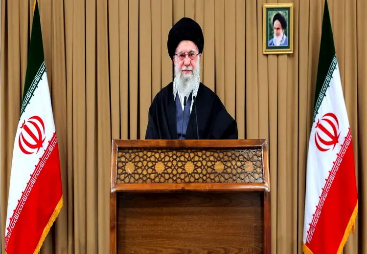 رهبر انقلاب: شایعات درباره ارسال با واسطه پیغام از طرف ایران به آمریکا دروغ محض است