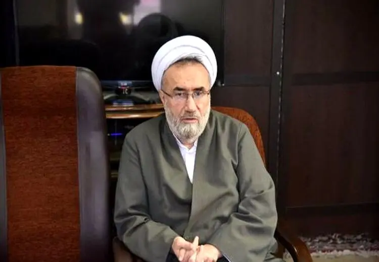 قطع آگهی های روزنامه جمهوری اسلامی به خاطر انتقاد از دولت + عکس