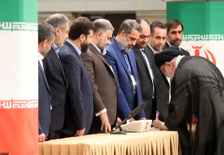 رای دادن رهبر انقلاب در مرحله دوم انتخابات ریاست جمهوری 1403