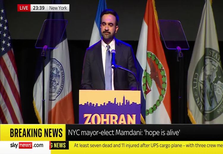 کری‌خوانی نخستین شهردار مهاجر مسلمان نیویورک برای ترامپ + فیلم