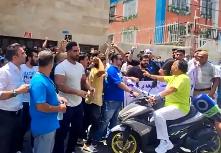 وحید قلیچ و تجمع استقلالی‌ها: تحریم شده‌ام