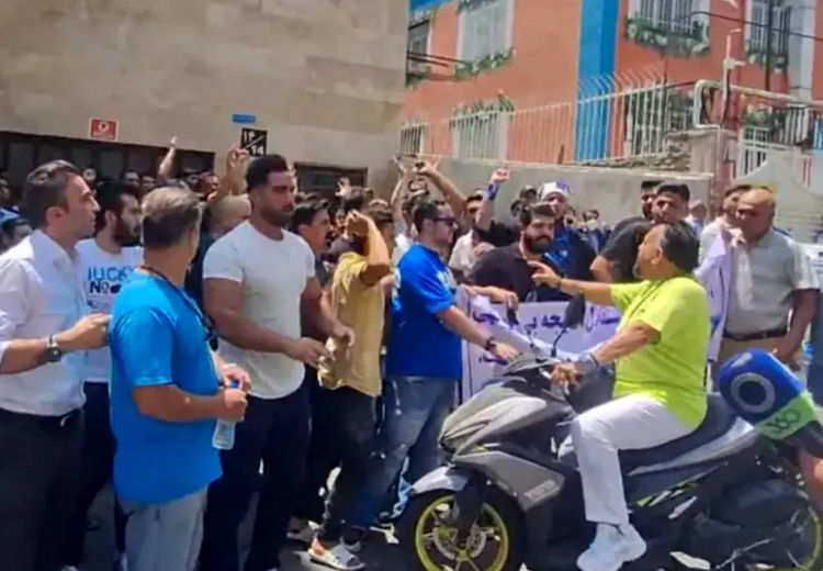 وحید قلیچ و تجمع استقلالی‌ها: تحریم شده‌ام