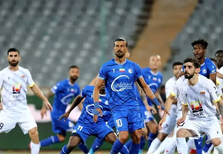 بیانی: استقلال در نیمه دوم بازی با فولاد هماهنگ نبود/ تیمی که حرفه‌ای‌تر باشد دربی را می‌برد