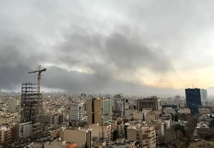سازمان هواشناسی: تاریکی آسمان تهران ناشی از ترکیب دود و ابرناکی است