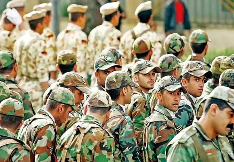 ادامه اعطای وام به سربازان ماهر/ فعلا ثبت نام جدیدی انجام نمی‌شود
