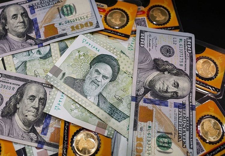 ریزش اندک قیمت طلا و ارز در بازار امروز 2 بهمن 1402