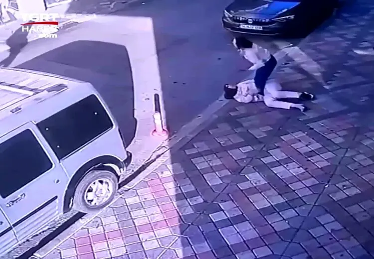 لحظه زمین گیرشدن یک دزد پس از لگدزدن یک زن در خیابان