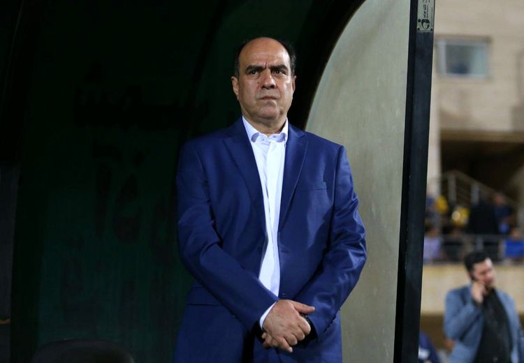 ایمان عالمی: آذری جهرمی؟ خود پرسپولیسی‌ها او را گردن نمی‌گیرند!