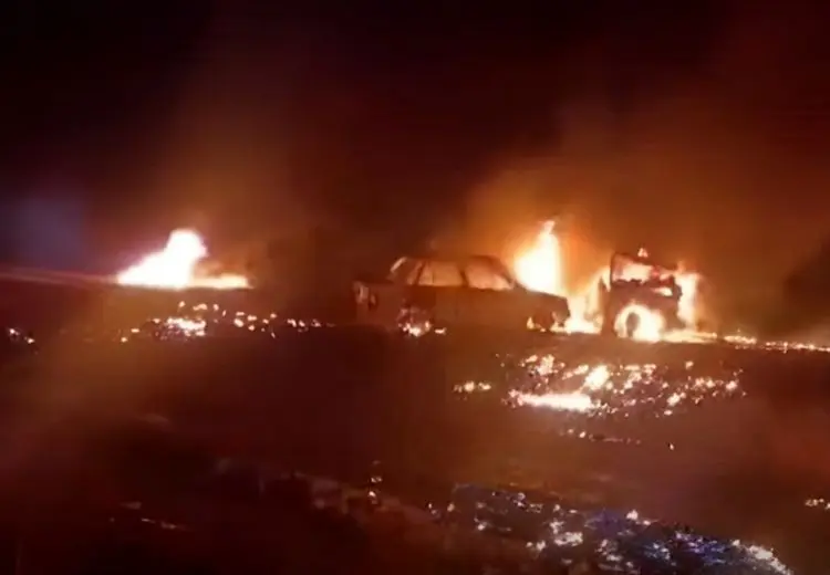 ۸ کشته در تصادف پراید با کامیون حامل سوخت قاچاق + فیلم