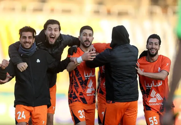 مدیرعامل سایپا: انحلال؟ می‌خواهیم لیگ برتری شویم