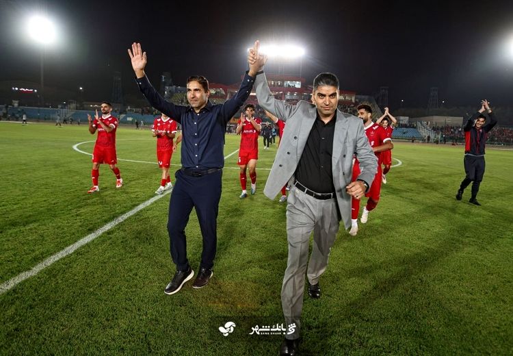 واکنش وحید هاشمیان به شایعه خداحافظی‌اش از پرسپولیس پس از بردن ذوب‌آهن