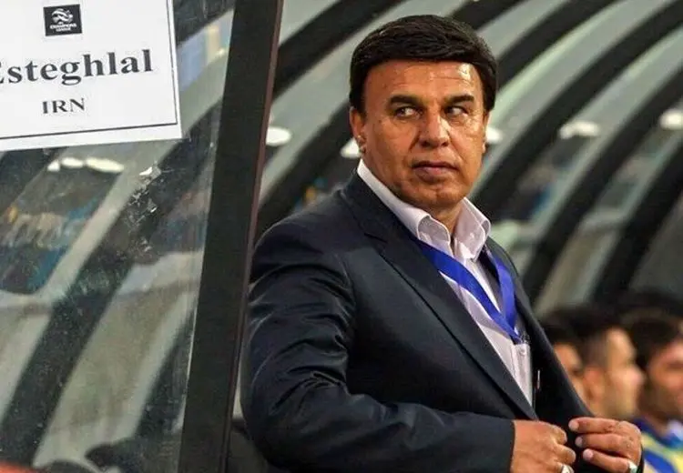 «بله‌قربان‌گوها» باید از استقلال بروند/ آمدن ساپینتو اشتباه محض بود