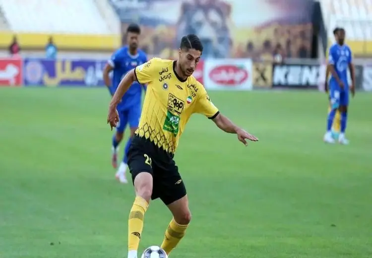  محبی: نگاه امیر قلعه نویی شمشیر دولبه است