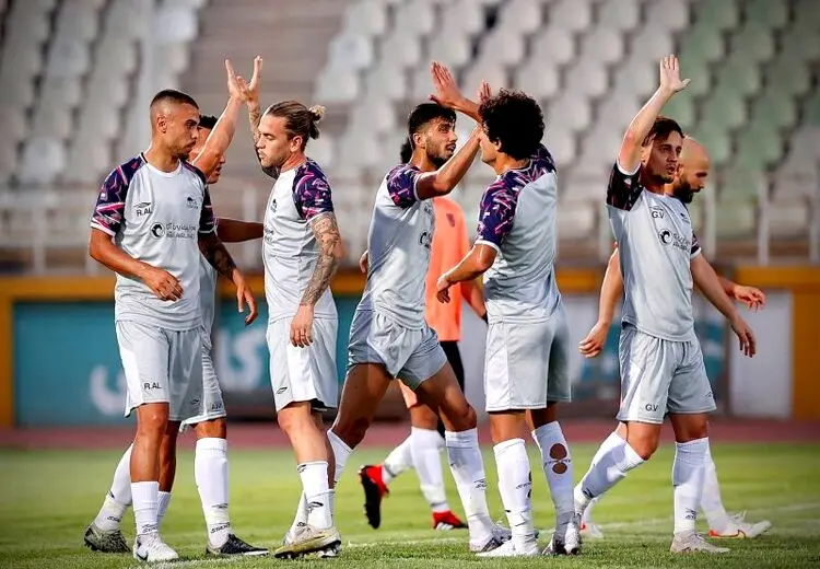 فیفا پنجره نقل و انتقالات تراکتور را بست
