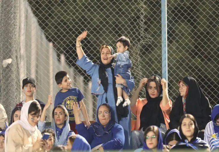 ورود زنان هوادار به ورزشگاه قائمشهر ممنوع شد
