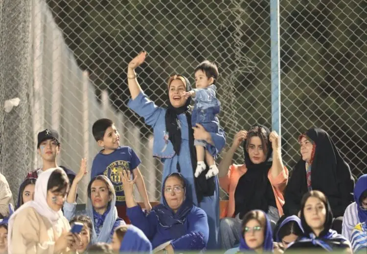 ورود زنان هوادار به ورزشگاه قائمشهر ممنوع شد