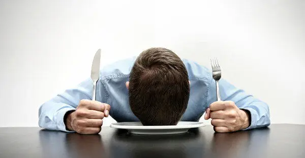 روزه تحمل گرسنگی نیست؛ راز روزه‌داری بدون ضعف چیست؟/ آیا روزه نوعی رژیم کم‌کالری است؟